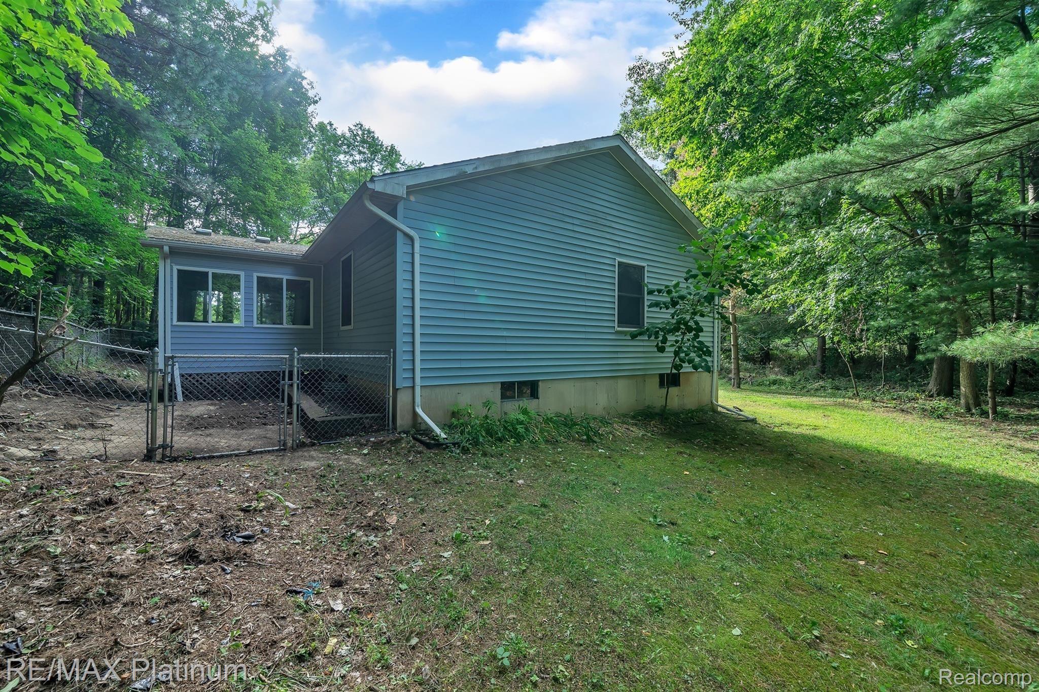 3319 Jewell Road Howell, MI 48843 - Photo 34 of 34 E96DE99E-3D11-4A12-9A39-E5A55C61D754.jpeg