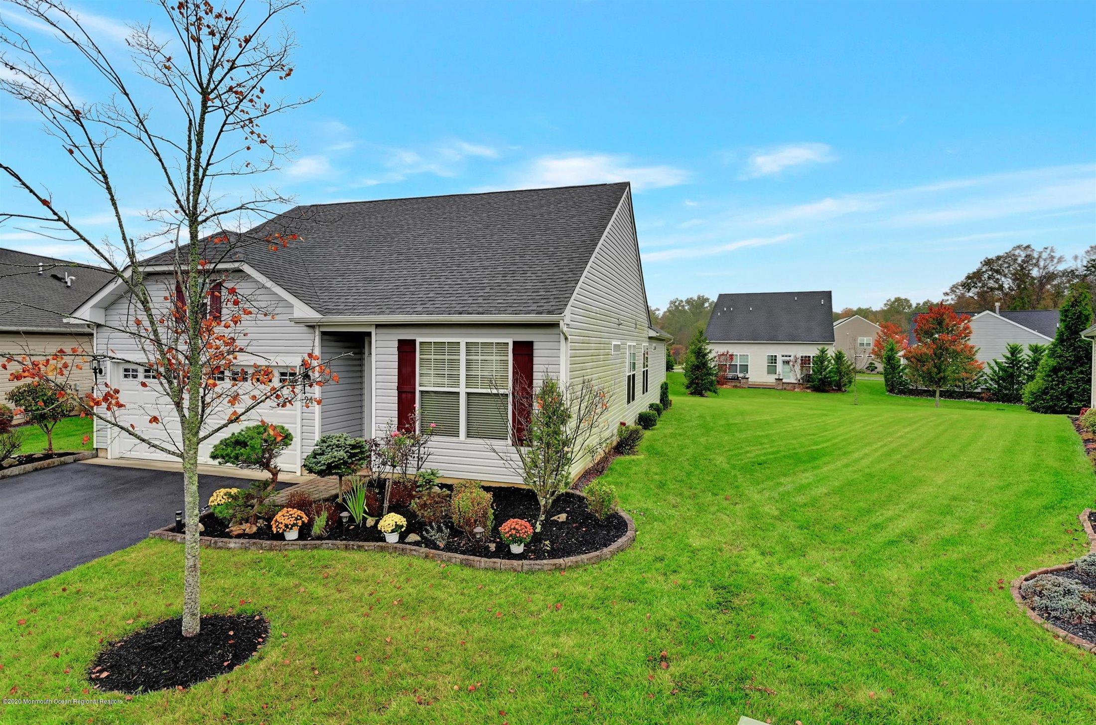 24 Denerail Road Manalapan, NJ 07726 - Photo 3 of 52 03-Front