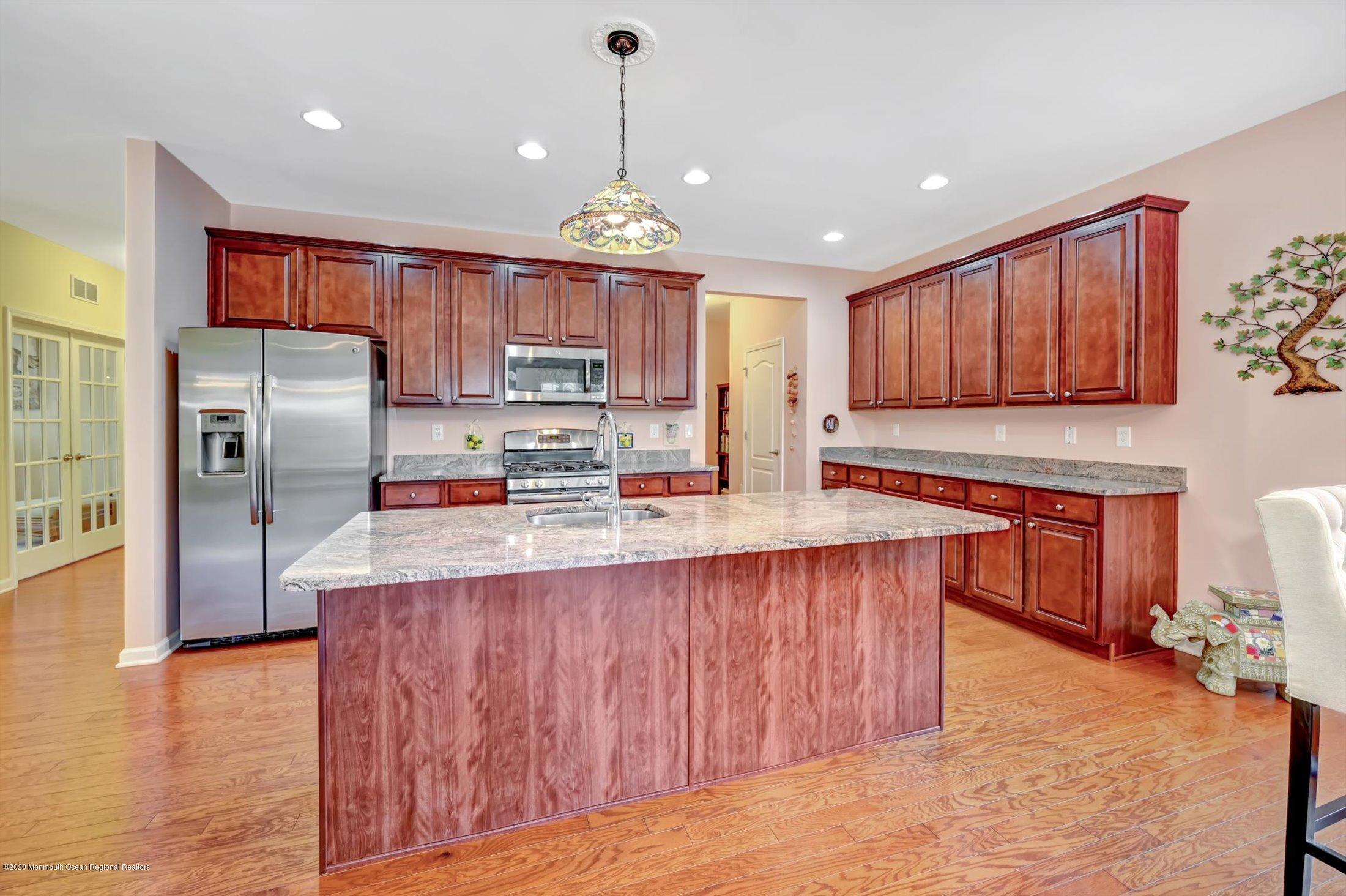 24 Denerail Road Manalapan, NJ 07726 - Photo 4 of 52 07-Kitchen
