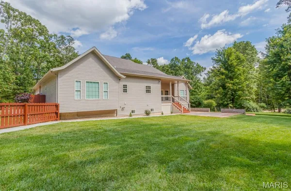 $689,900 | 24473 B Remington Lane, Lebanon, MO 65536