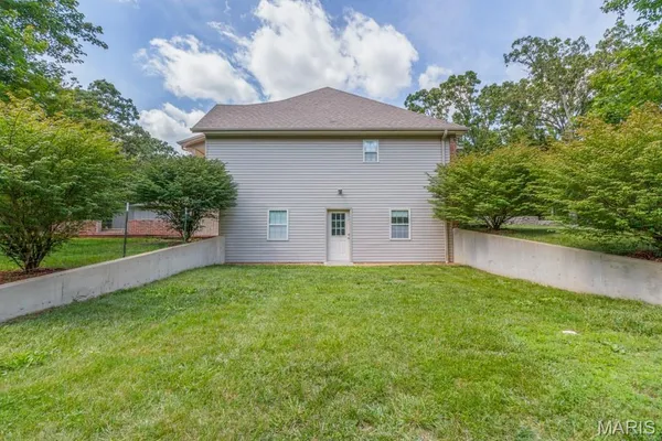 $689,900 | 24473 B Remington Lane, Lebanon, MO 65536