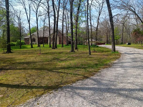 $689,900 | 24473 B Remington Lane, Lebanon, MO 65536