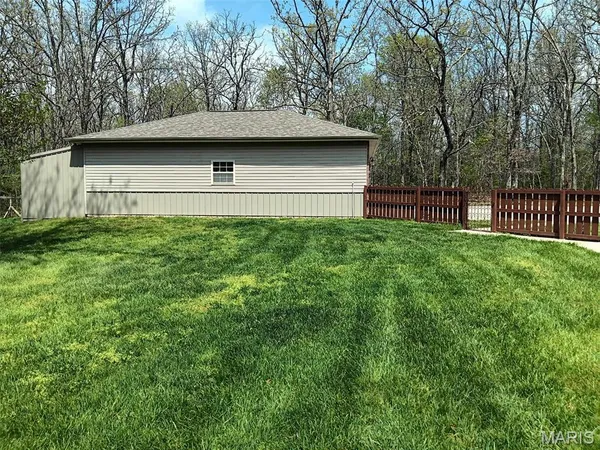 $689,900 | 24473 B Remington Lane, Lebanon, MO 65536