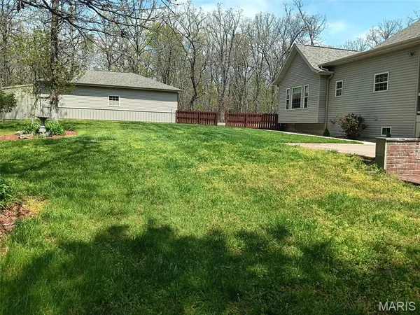 $689,900 | 24473 B Remington Lane, Lebanon, MO 65536