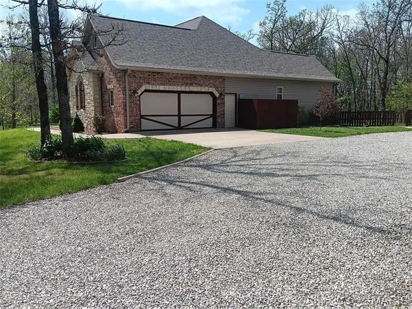 $689,900 | 24473 B Remington Lane, Lebanon, MO 65536