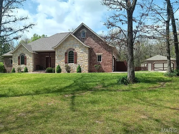 $689,900 | 24473 B Remington Lane, Lebanon, MO 65536