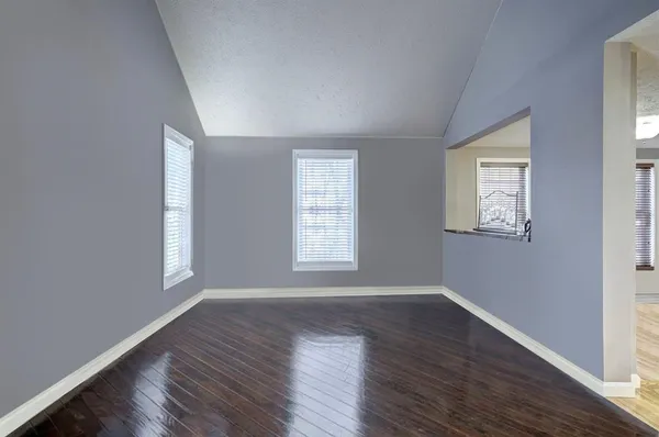 $575,000 | 74 Rosecliff Lane, Manchester, NH 03109