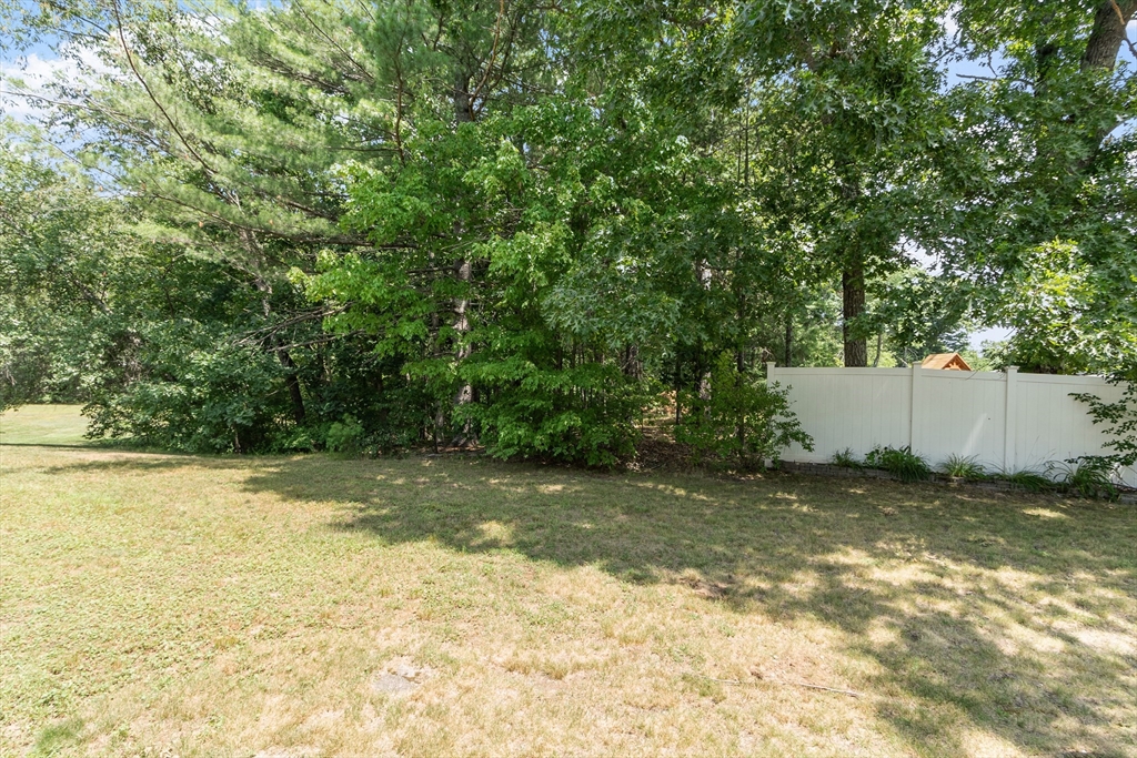 172 Ayer Road, Unit F1 Shirley, MA 01464 - Photo 9 of 38 Gallery Image 9