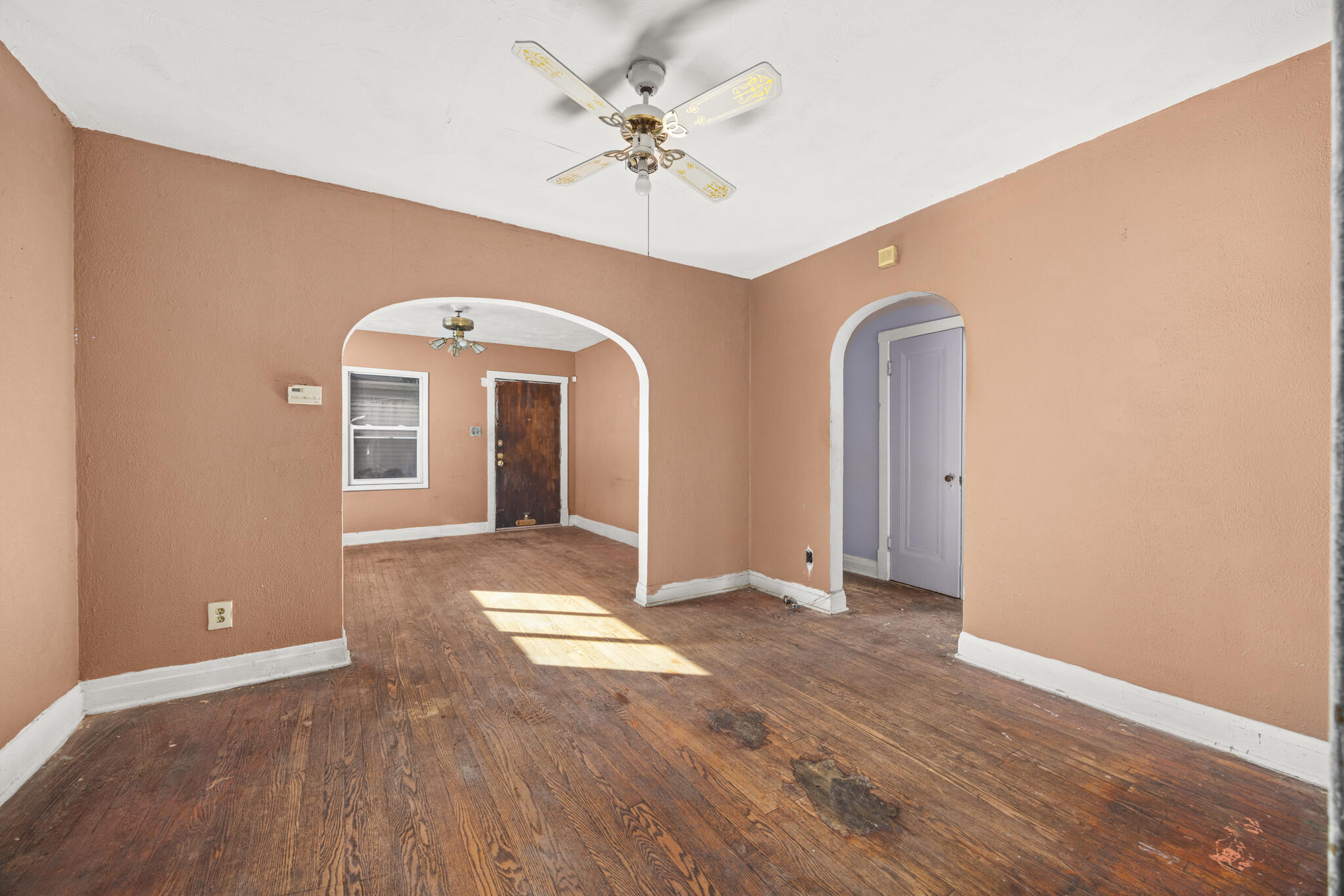 1707 Ellsworth Street Gary, IN 46404 - Photo 13 of 24 2048x1366