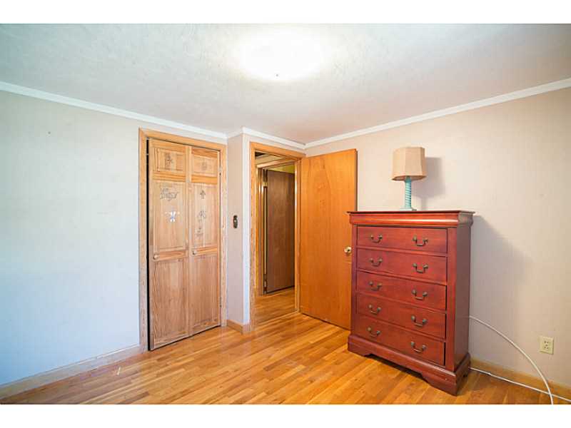 91 Prentice Avenue Pawtucket, RI 02860 - Photo 16 of 21 Bedroom.