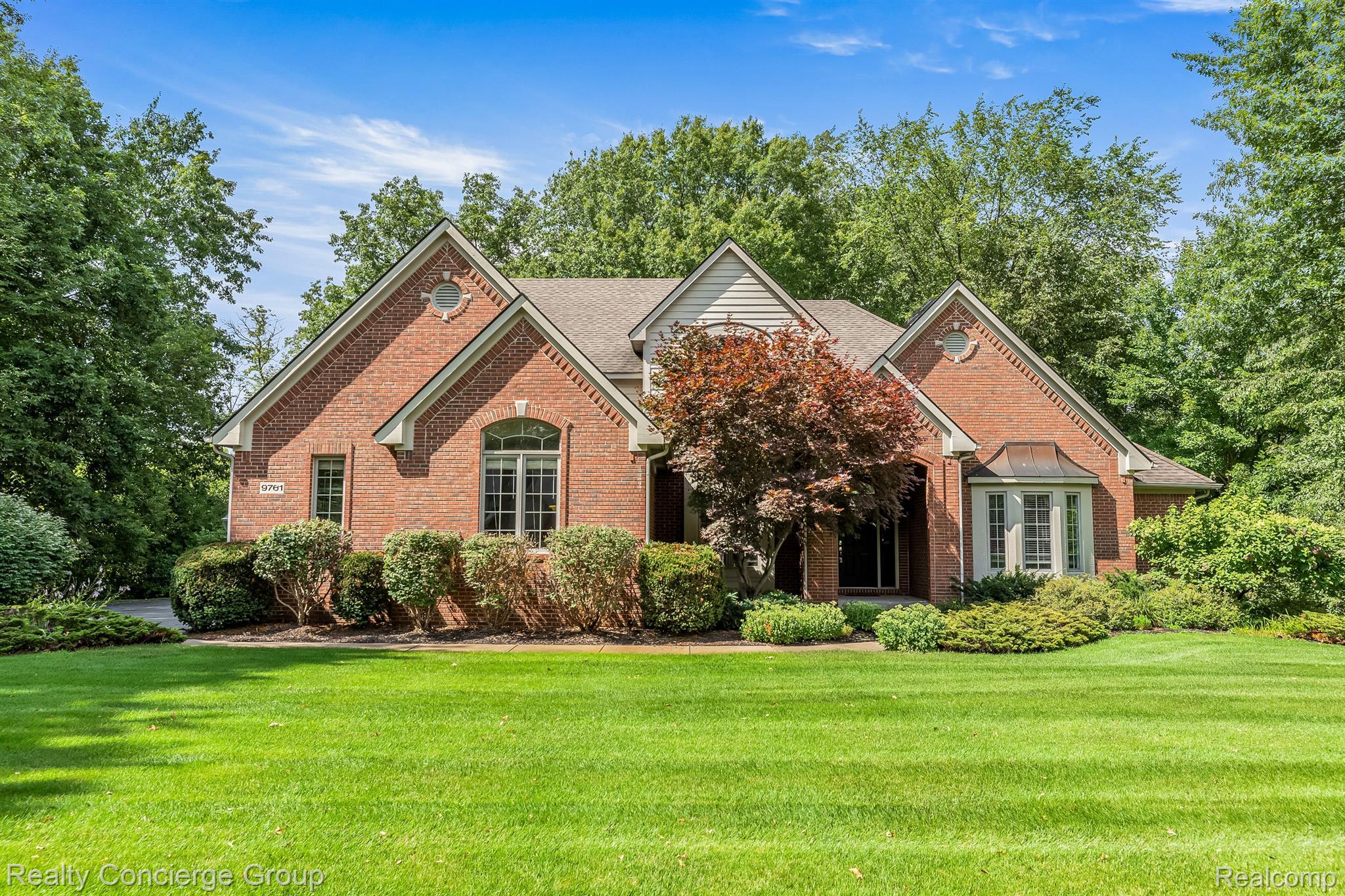 9761 Quail Ridge Run Brighton, MI 48114 - Photo 1 of 30 Welcome home!