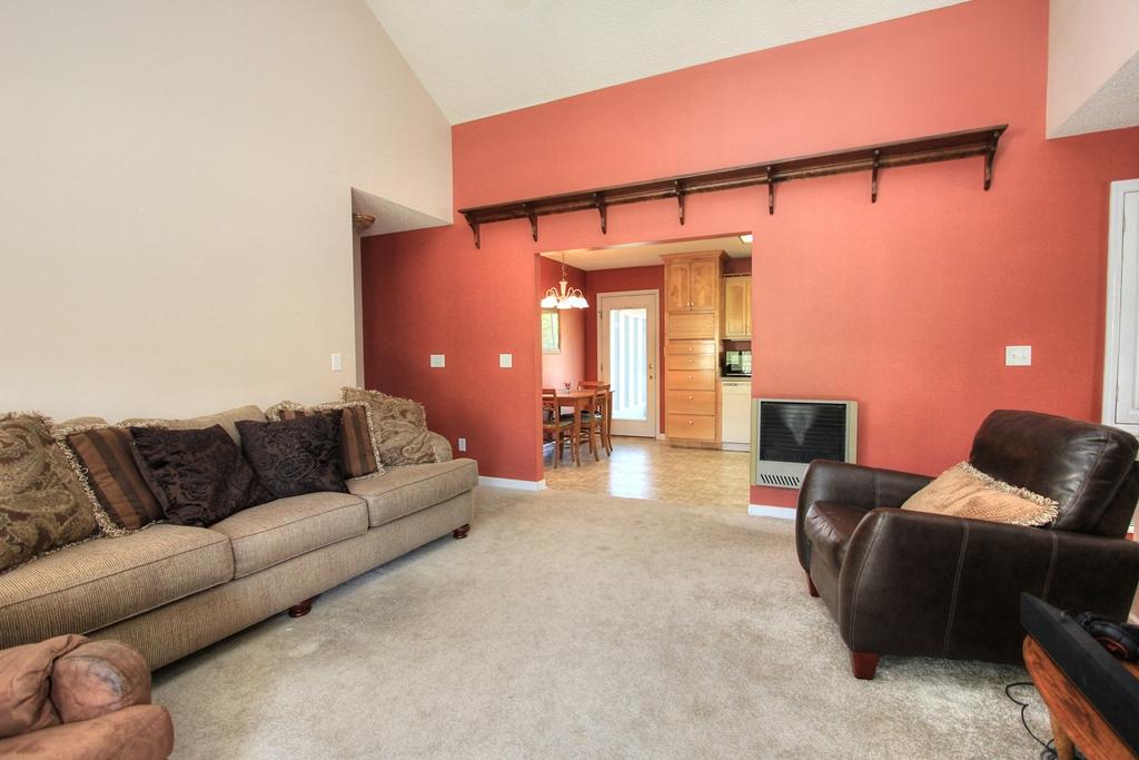 1415 Thatcher Road Soddy Daisy, TN 37379 - Photo 5 of 21 Living Room