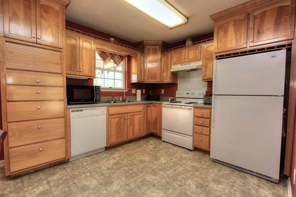 1415 Thatcher Road Soddy Daisy, TN 37379 - Photo 8 of 21 Kitchen