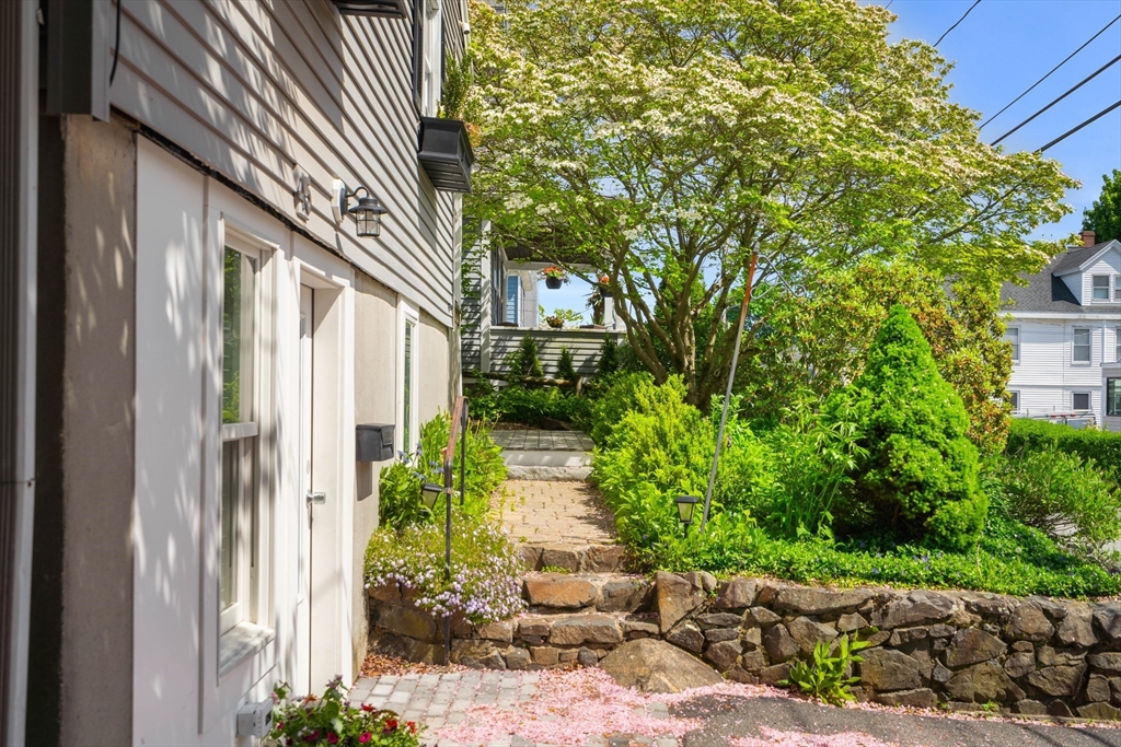 45 Evans Road Marblehead, MA 01945 - Photo 2 of 41 Gallery Image 2