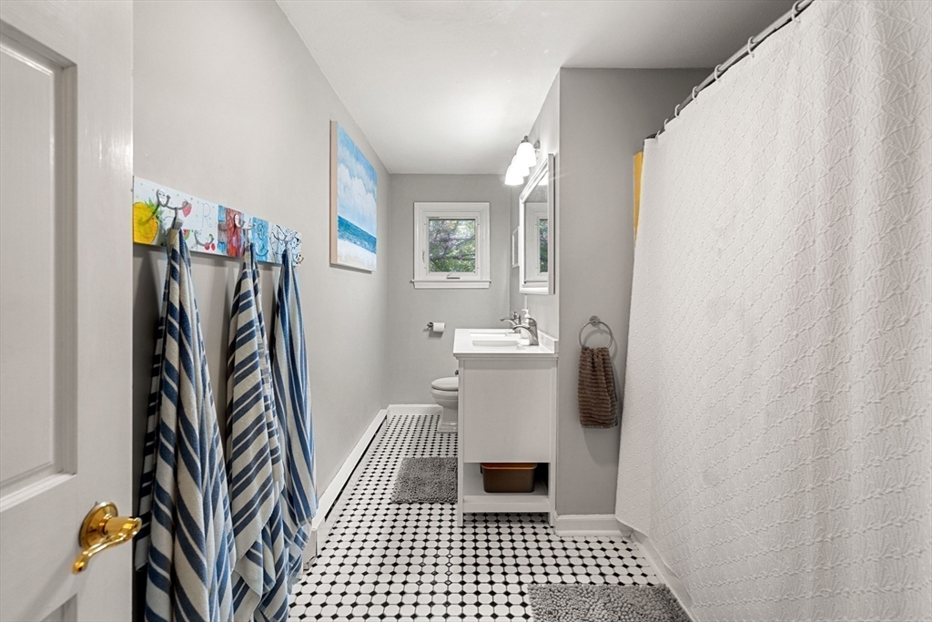 45 Evans Road Marblehead, MA 01945 - Photo 26 of 41 Gallery Image 26