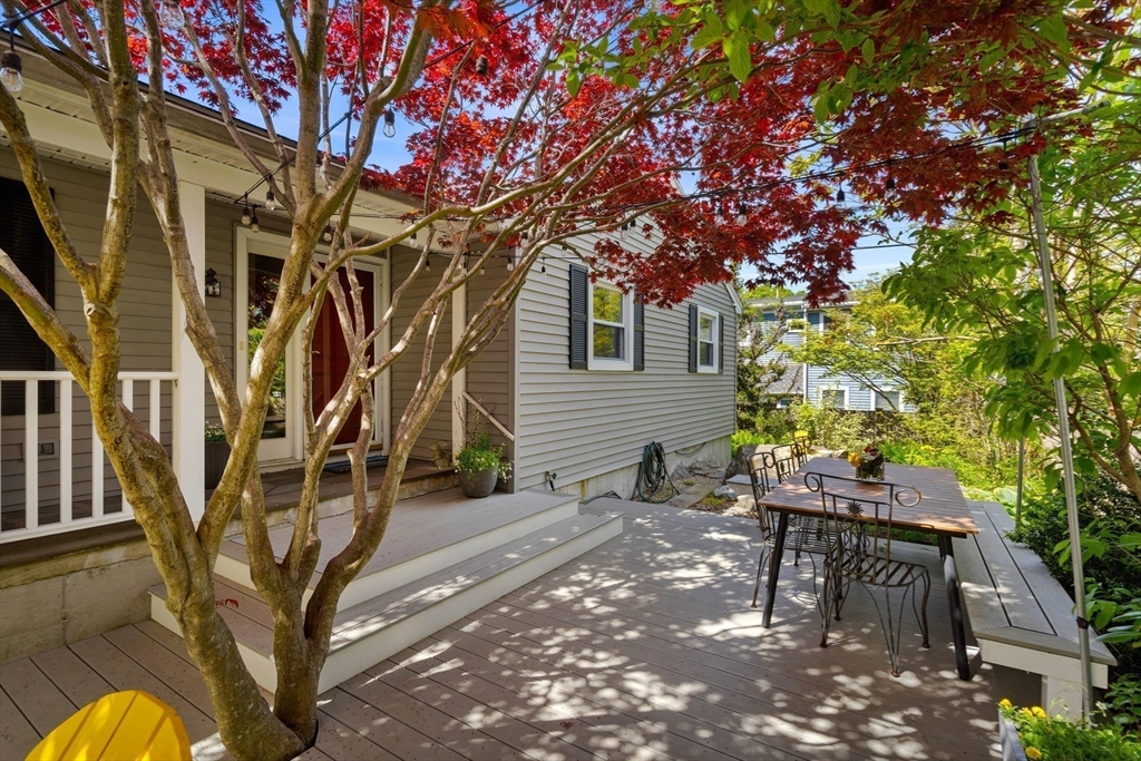 45 Evans Road Marblehead, MA 01945 - Photo 6 of 41 Gallery Image 6