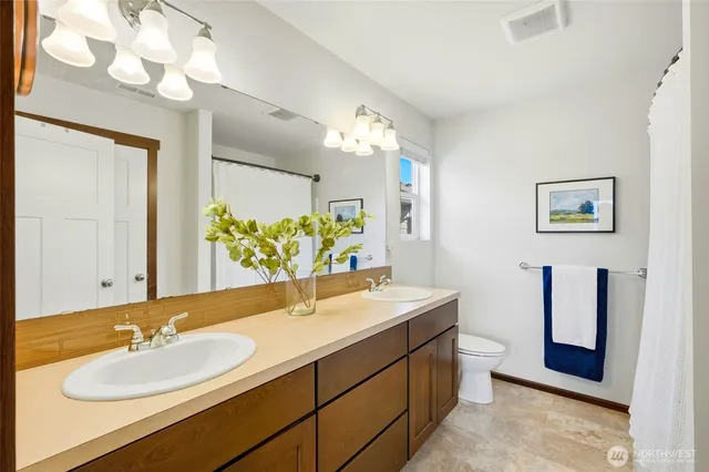 $879,995 | 20912 2nd Avenue West, Lynnwood, WA 98036