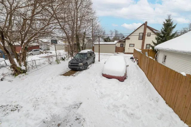 $157,000 | 506 West Battell Street, Mishawaka, IN 46545