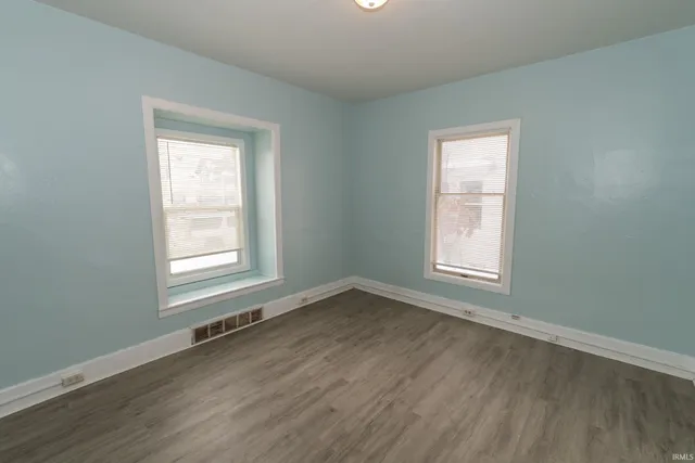 $157,000 | 506 West Battell Street, Mishawaka, IN 46545