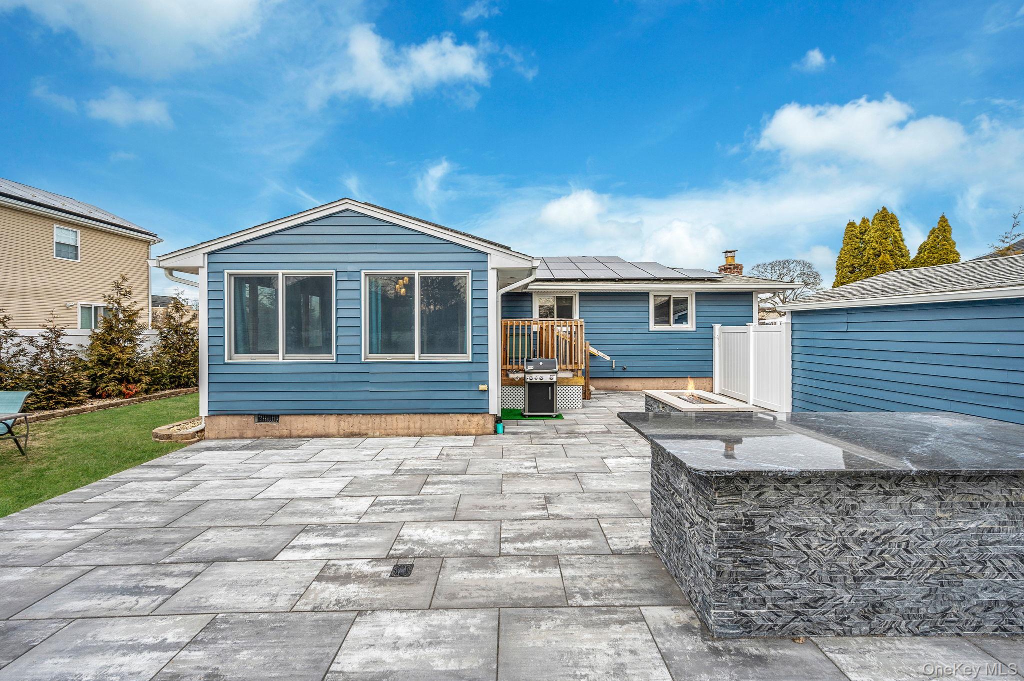 6 Rugby Drive West Shirley, NY 11967 - Photo 6 of 35 Granite Island