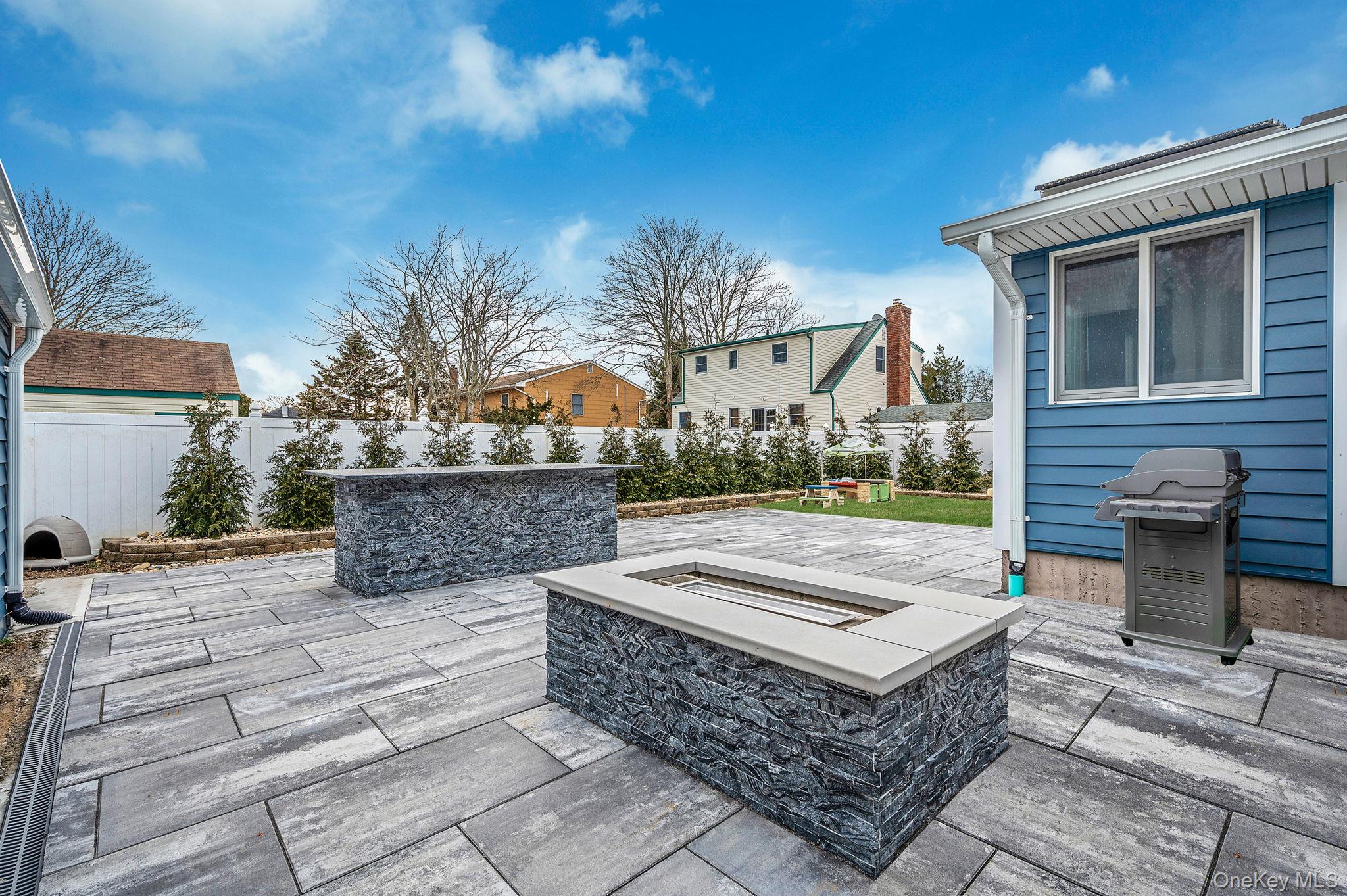 6 Rugby Drive West Shirley, NY 11967 - Photo 7 of 35 Gas Fire Pit New Outdoor Island – Granite