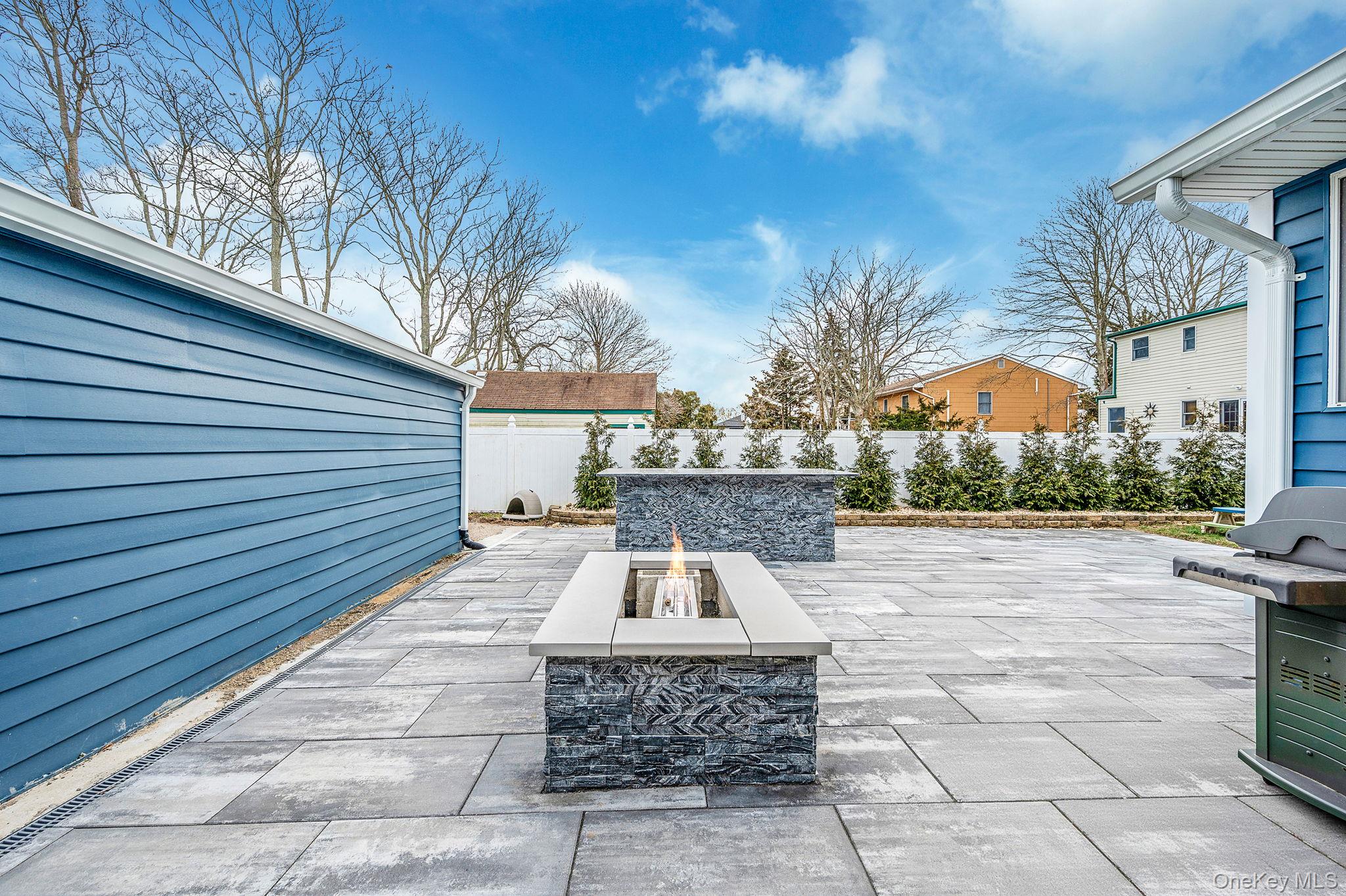 6 Rugby Drive West Shirley, NY 11967 - Photo 8 of 35 Gas Fireplace