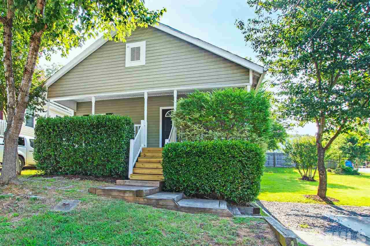 1031 Rosedale Avenue Durham, NC 27707 - Photo 4 of 29 Gallery Image 4