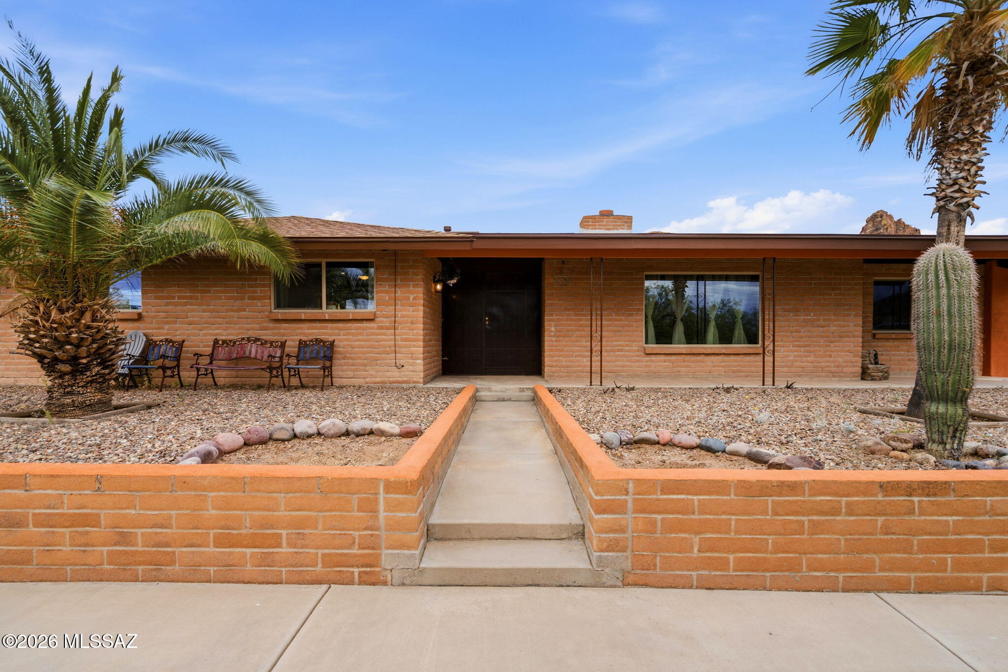 5645 South Caballo Road Tucson, AZ 85746 - Photo 6 of 43 Front Entrance