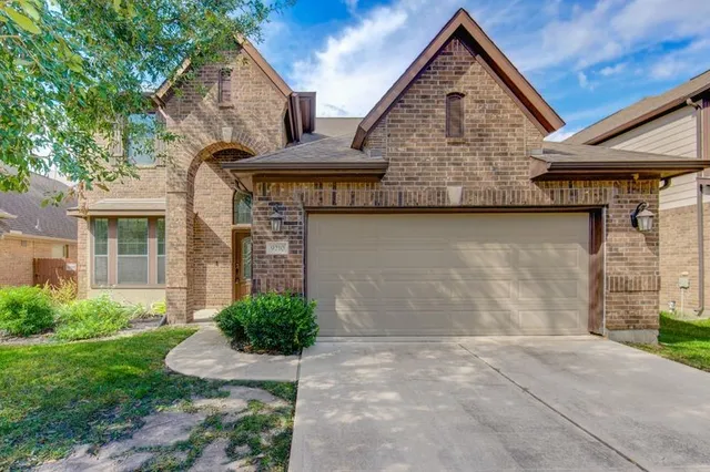 $2,750 | 9210 Monarch Mist Lane, Houston, TX 77070
