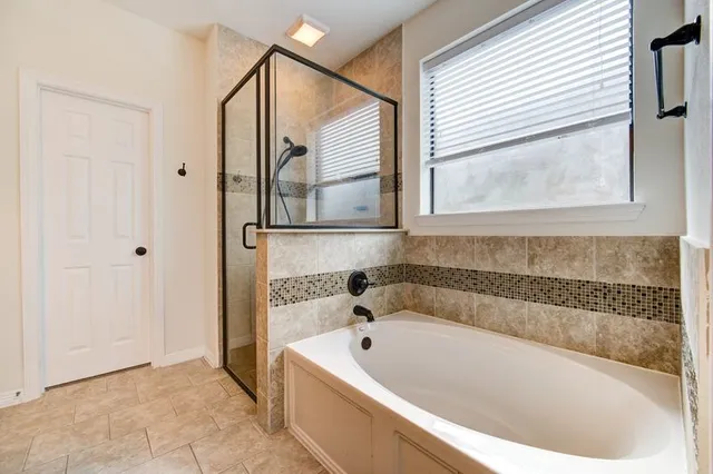 $2,750 | 9210 Monarch Mist Lane, Houston, TX 77070