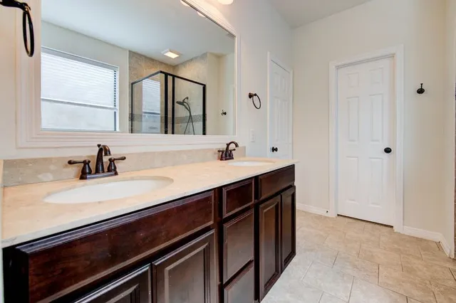 $2,750 | 9210 Monarch Mist Lane, Houston, TX 77070