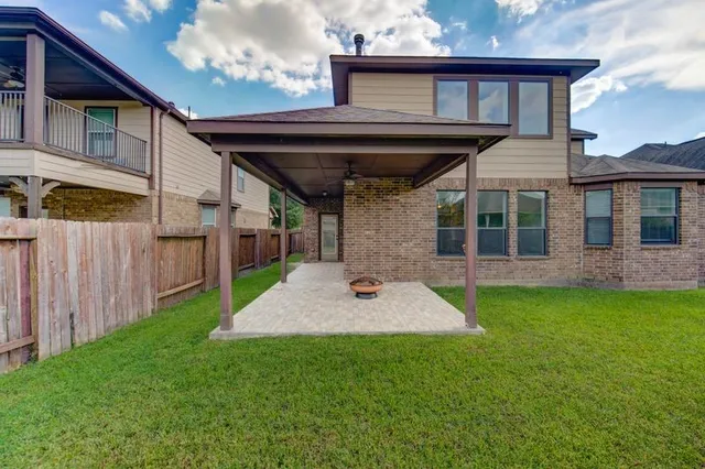 $2,750 | 9210 Monarch Mist Lane, Houston, TX 77070