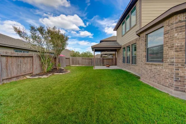 $2,750 | 9210 Monarch Mist Lane, Houston, TX 77070