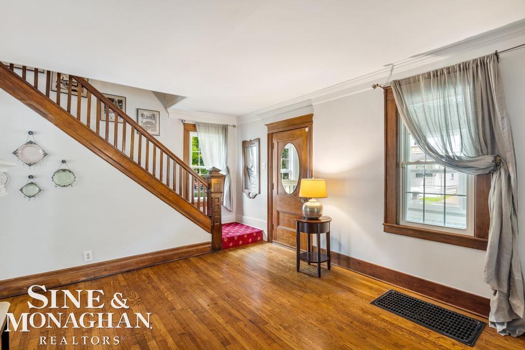 127 Muir Road Grosse Pointe, MI 48236 - Photo 8 of 50 50149821-382a1f14-255a-4685-b5f6-ffd82c13474d.JPG