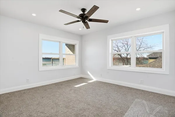 $684,500 | 297 East Lakeview Avenue, Round Lake Beach, IL 60073