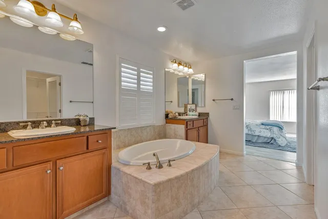 $960,000 | 202 West Fauna Avenue, Mountain House, CA 95391