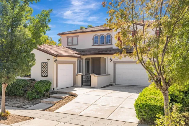 $960,000 | 202 West Fauna Avenue, Mountain House, CA 95391