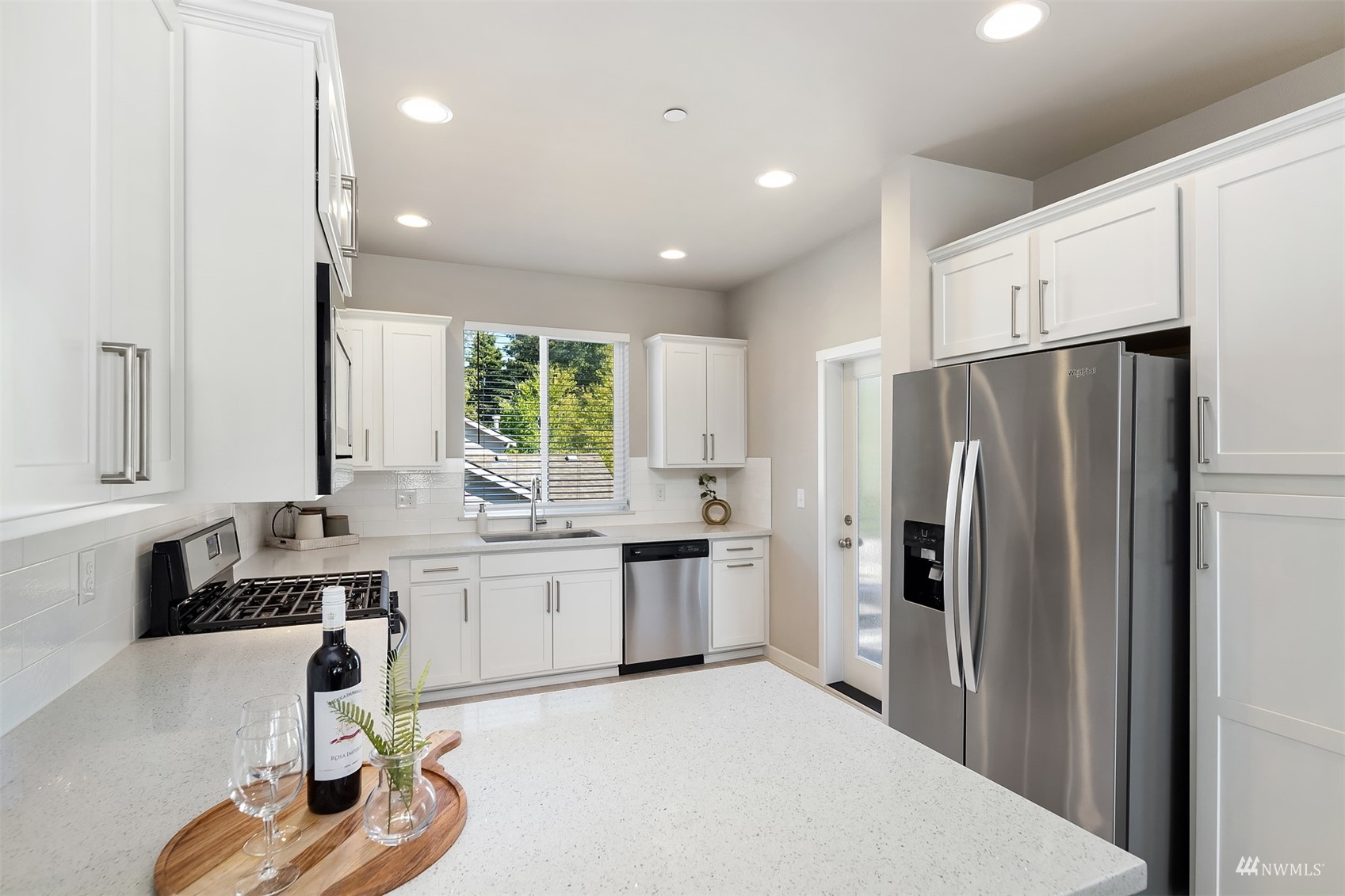 729 112th Street Southwest, Unit D3 Everett, WA 98204 - Photo 11 of 25