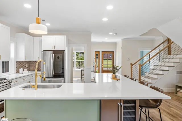 $719,000 | 5 Winn Street, Greenville, SC 29601