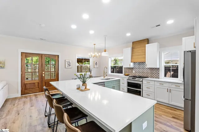 $719,000 | 5 Winn Street, Greenville, SC 29601