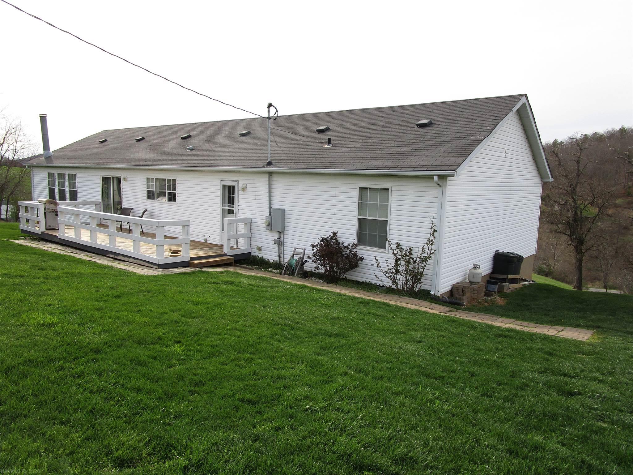 3990 Sunflower Road Pilot, VA 24138 - Photo 15 of 45 Gallery Image 15