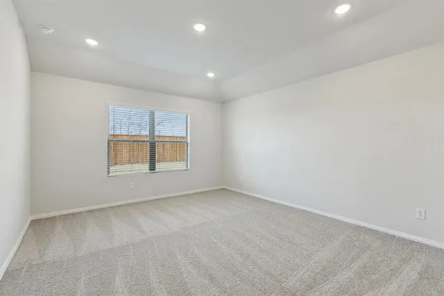 $2,275 | 539 Frst Hvn Drive, Van Alstyne, TX 75495