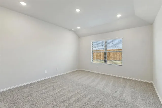 $2,275 | 539 Frst Hvn Drive, Van Alstyne, TX 75495