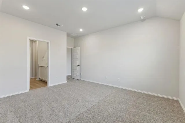 $2,275 | 539 Frst Hvn Drive, Van Alstyne, TX 75495