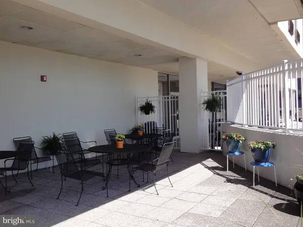 $1,550 | 28 Allegheny Avenue, Unit 2008, Towson, MD 21204