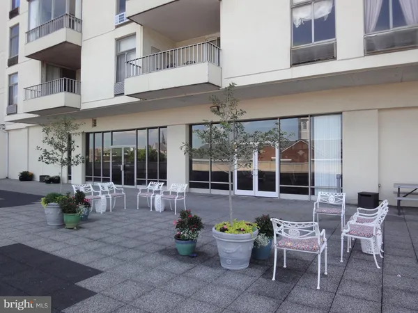 $1,550 | 28 Allegheny Avenue, Unit 2008, Towson, MD 21204