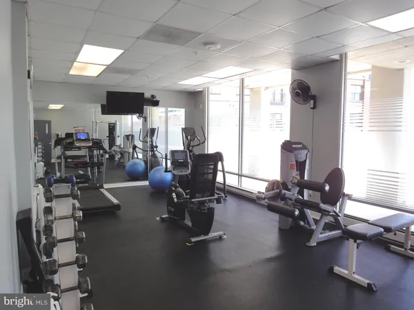 $1,550 | 28 Allegheny Avenue, Unit 2008, Towson, MD 21204