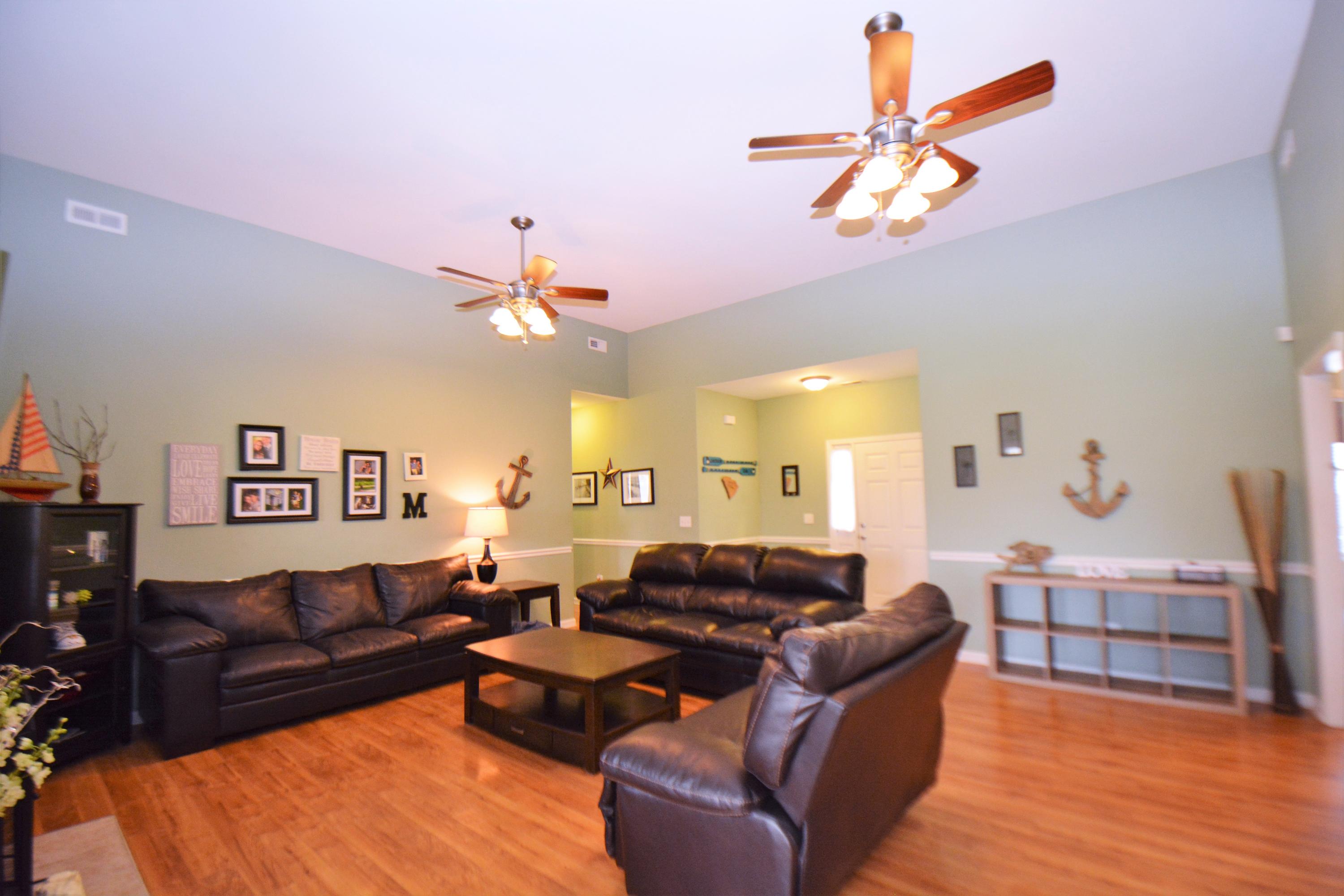 7673 Eagle Lake Road North Charleston, SC 29418 - Photo 5 of 24 family room