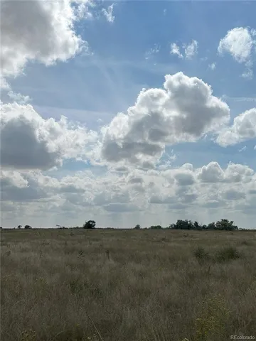 $1,999,500 | 41 County Road, Hudson, CO 80642