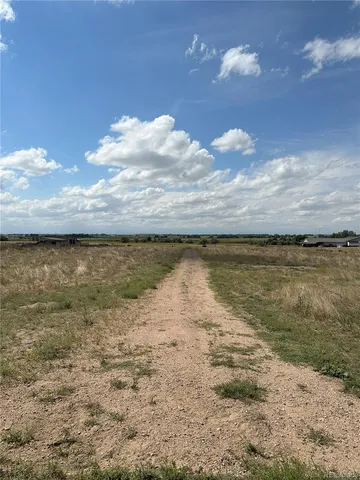 $1,999,500 | 41 County Road, Hudson, CO 80642